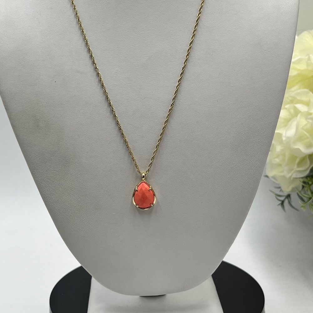 Kendra Scott Kiri Gold Plated
Orange Bright Coral Magnesite Tear Drop Necklace